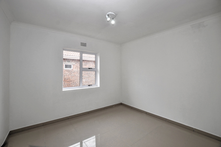 22 Bedroom Property for Sale in Oakdale Western Cape
